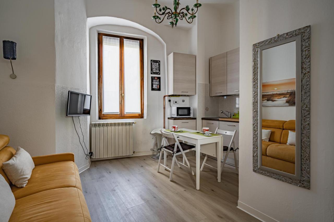 Milano, La Casetta Di Beatrice - By Host4U Eksteriør billede
