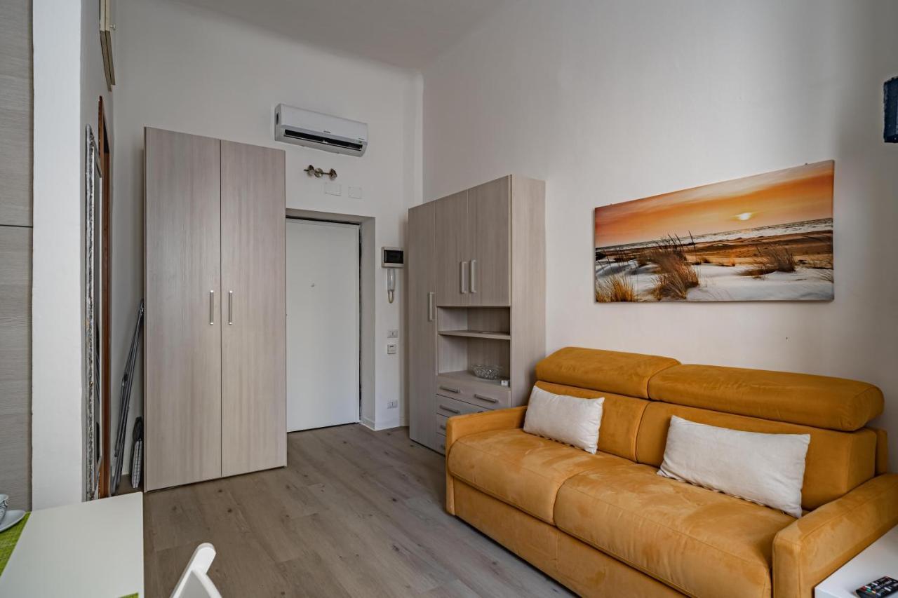 Milano, La Casetta Di Beatrice - By Host4U Eksteriør billede